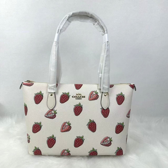 COACH Gallery Tote Bag With Strawberry Print In Canvas Chalk CAR34 NWT - Picture 1 of 9